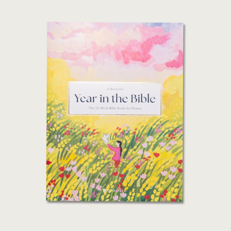 Alabaster A Beautiful Year in the Bible: The 52-Week Bible Study in a Year for Women Daily Devotional Journal with Thoughtful Prompts & Suggested Readings (Soft-Cover)