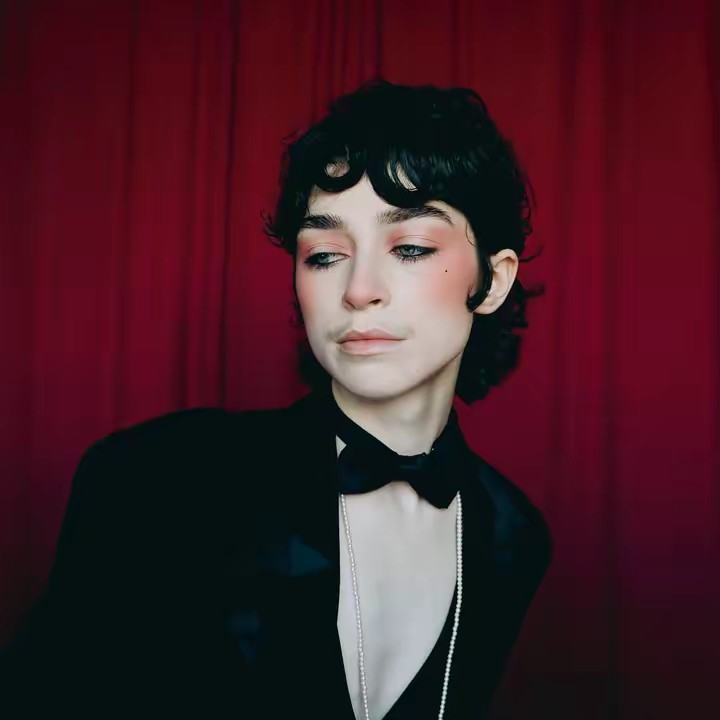 Addison Grace (he/they)