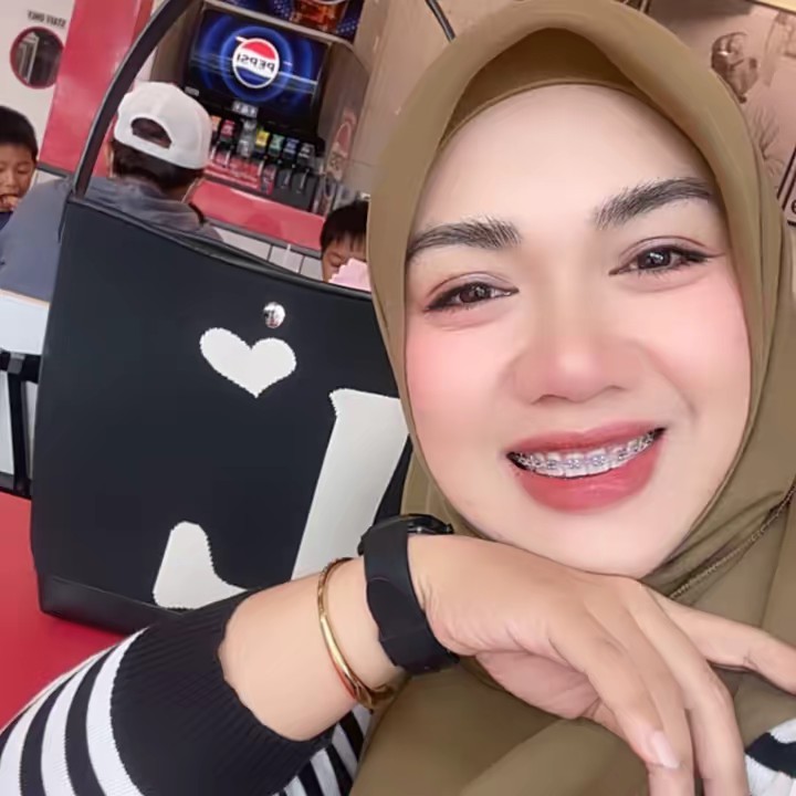 🦄🍭Farisa lisa🍭🦄