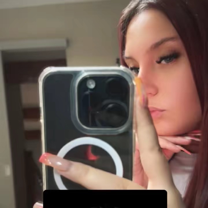 chloé 🧜‍♀️