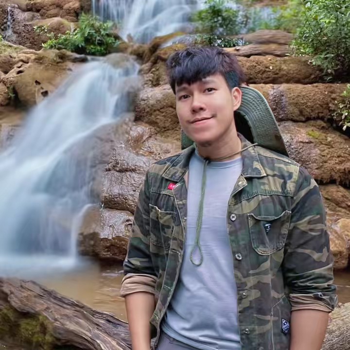 แอ่วกั๋นบ๋อ