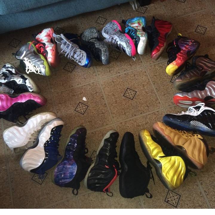 Exclusive kickz and cardz