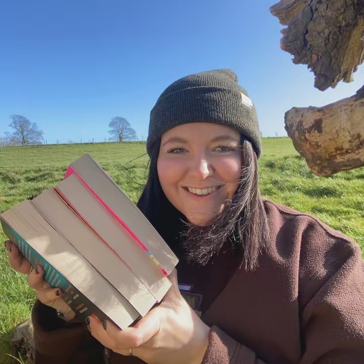 Katie | togetherwerec 📚🍒🪩🌷