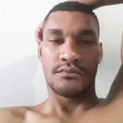 Roberto D Oliveira A