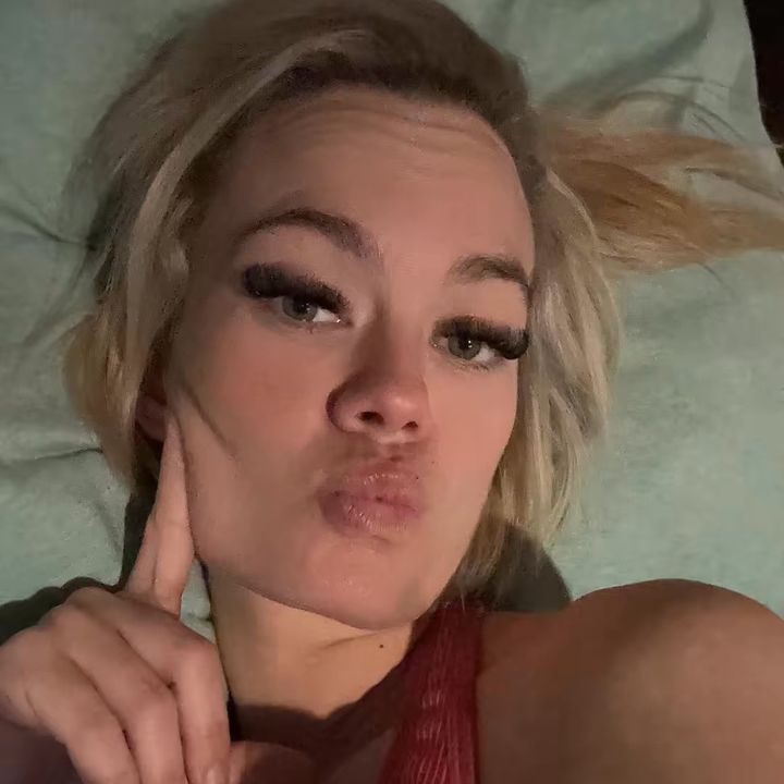 D E V A N  | SAHM 🎀🩷