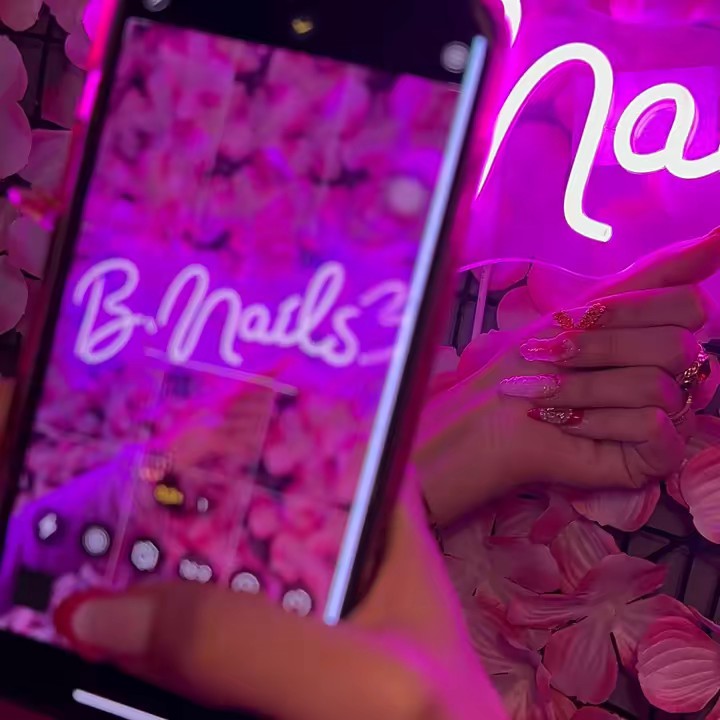 𝐵 𝑁𝑎𝑖𝑙𝑠🌸/BORDEAUX📍