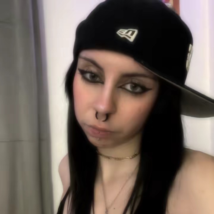 𝑮𝒉𝒐𝒔𝒕 𝒈𝒊𝒓𝒍 𖤐