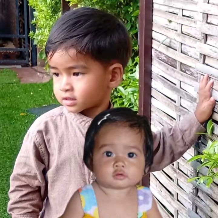 ครอบครัว สอง ออ