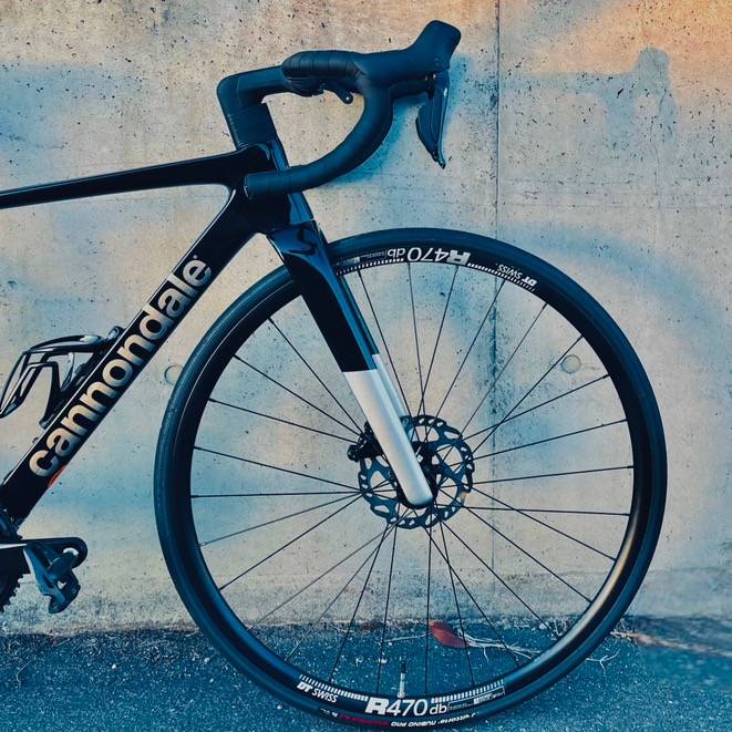 EVOちゃん乗りの中学生