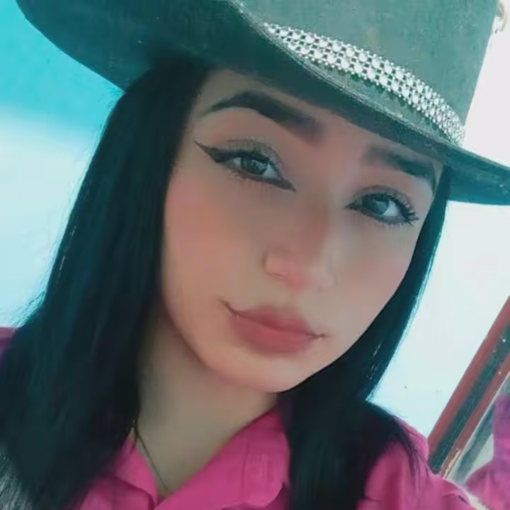 Aline (PANDORA)❤️🐴🐎