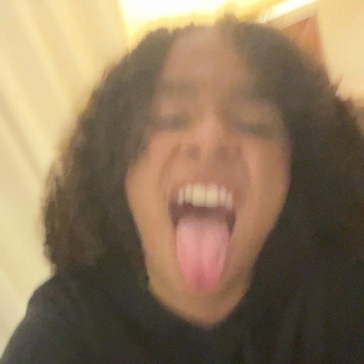 KIERYAA fanpage account