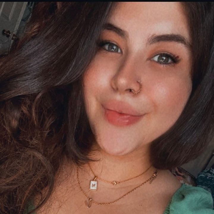 Author Val Abad 💌