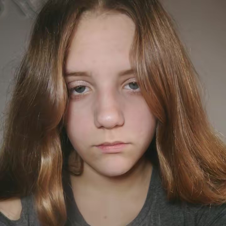 🌺★𝔼𝕤𝕥𝕖𝕣★🌺