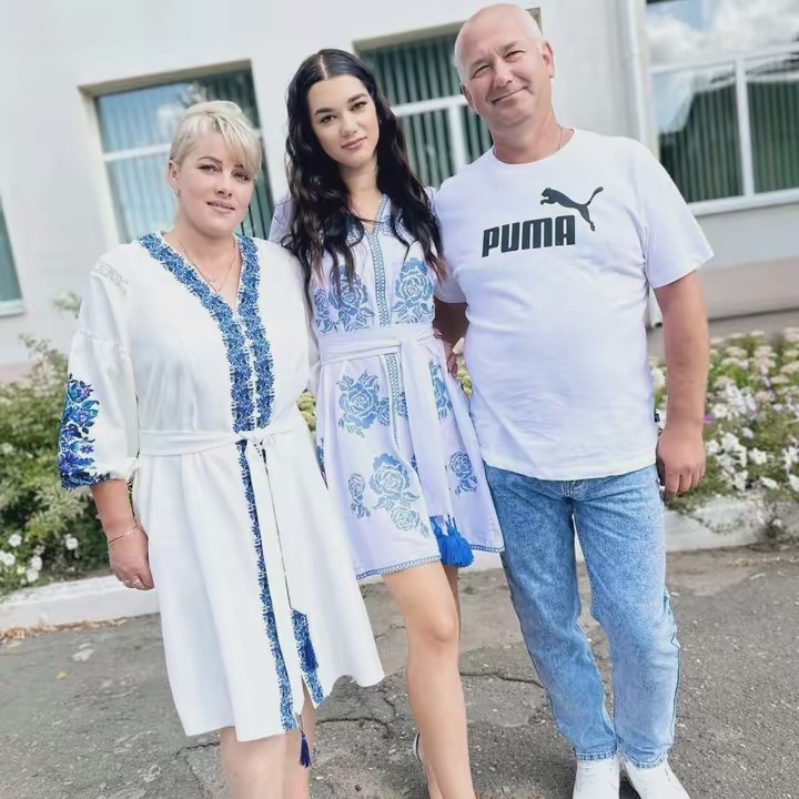 💥⋆↬Nαtαshα✞⋆💥