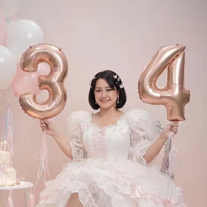 👩🏻>ส่องเพื่อ?