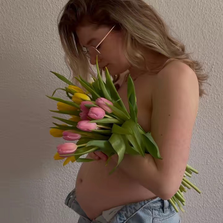 V A N E S S A 🌝