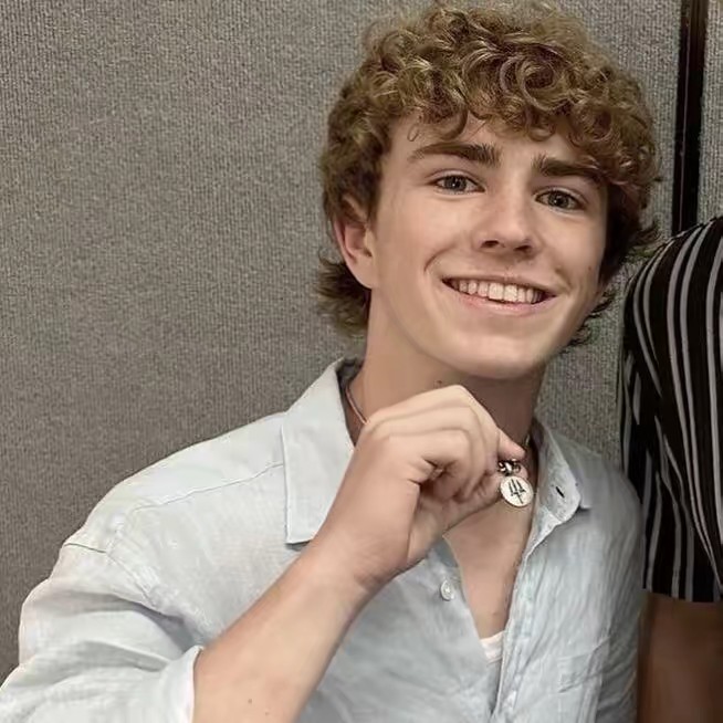 Miy🔱(Walker’s wife)