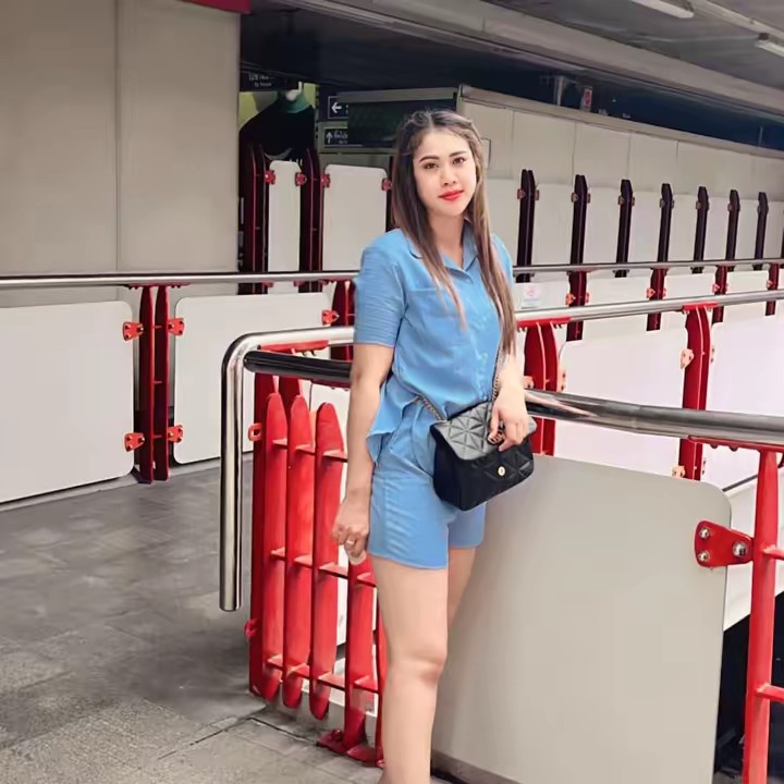 จูนที่แปลว่ามิถุนายน