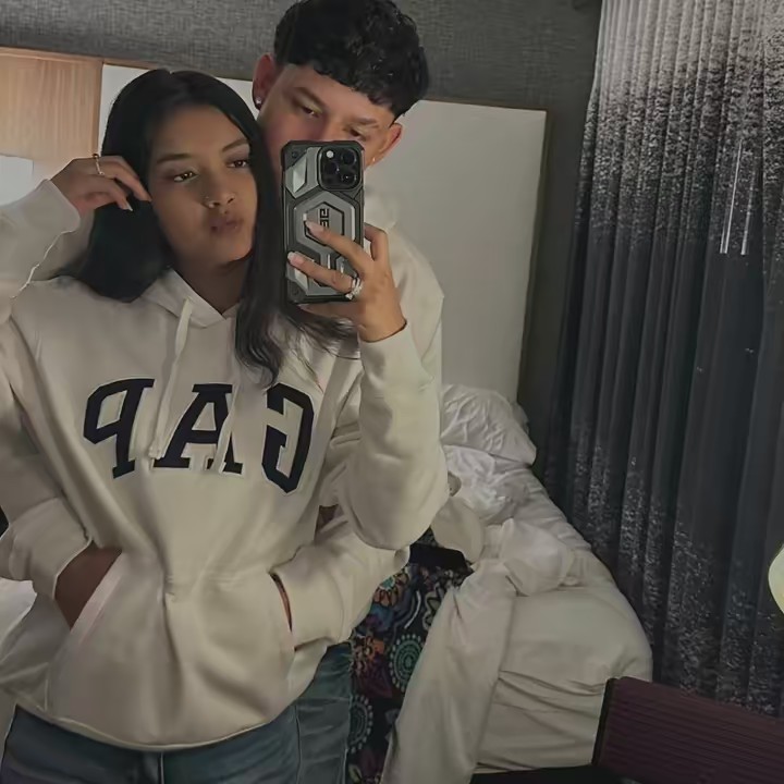 𝒋𝒖𝒍𝒊𝒆𝒆𝒆