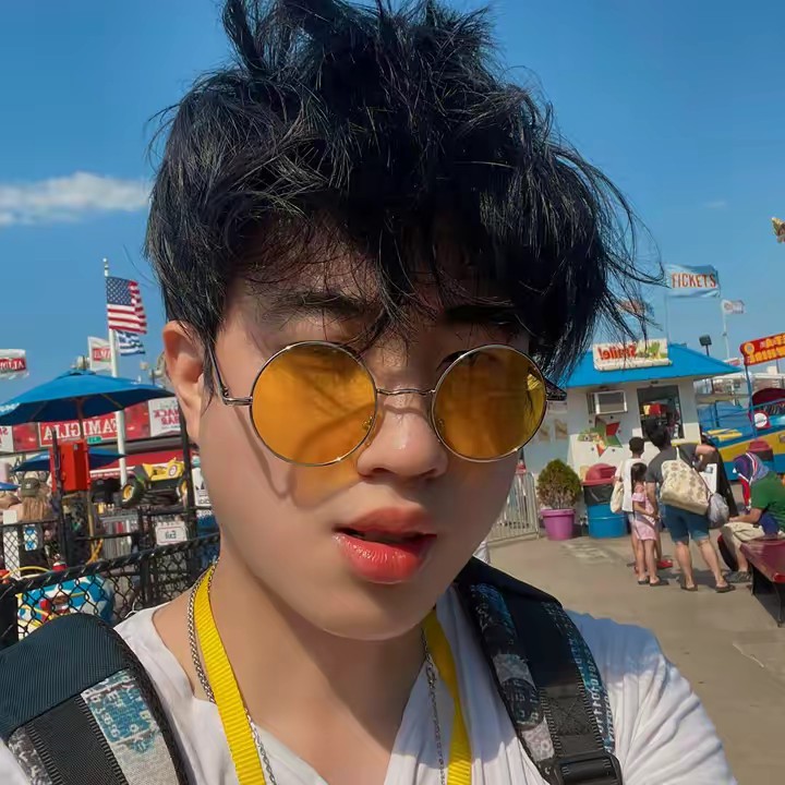 Carlos Liang 👾