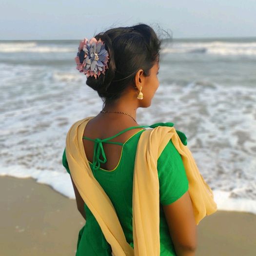 🅴🅰🆂🆃 🅶🅾🅳🅰🆅🅰🆁🅸