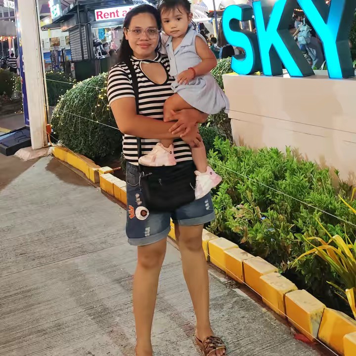 𝑪𝒉𝒍𝒐𝒆 𝒄𝒓𝒂𝒅𝒍𝒆 𝒑𝑯♡