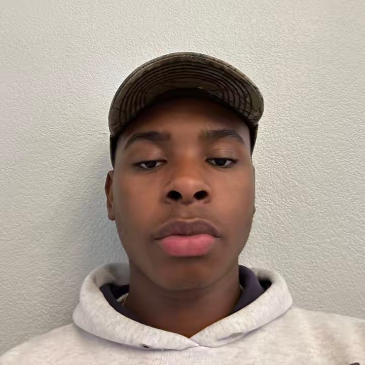 JAY VERSACE