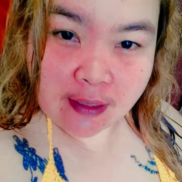 ใหม่ สังข์ทอง