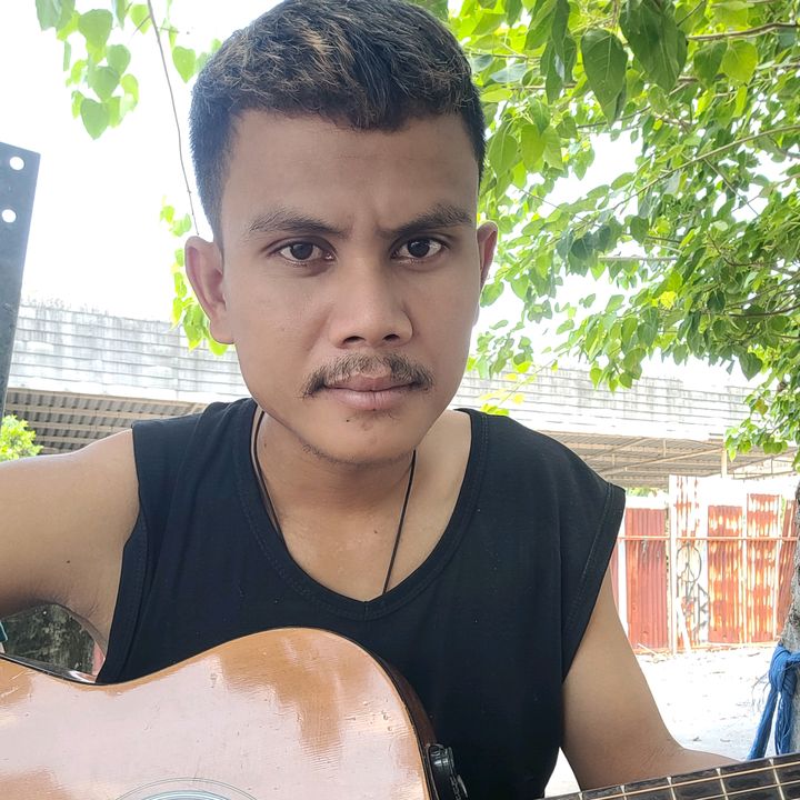 ดวงสิทธิ์ ทิพย์แสง