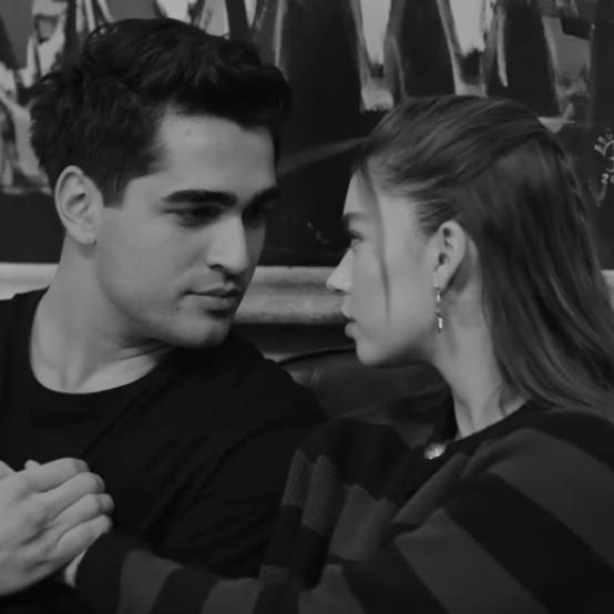 🦋•𝑆𝑒𝑦~𝐹𝑒𝑟•🦋