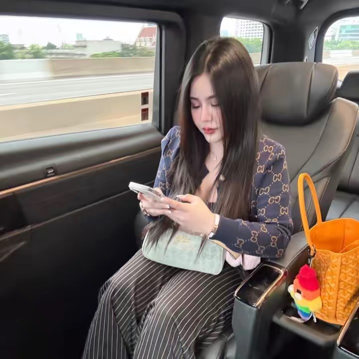 สายรุ้ง แม่น้องบีอาร์🌈 (888k)