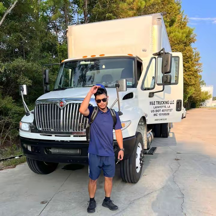 M&E Trucking LLC