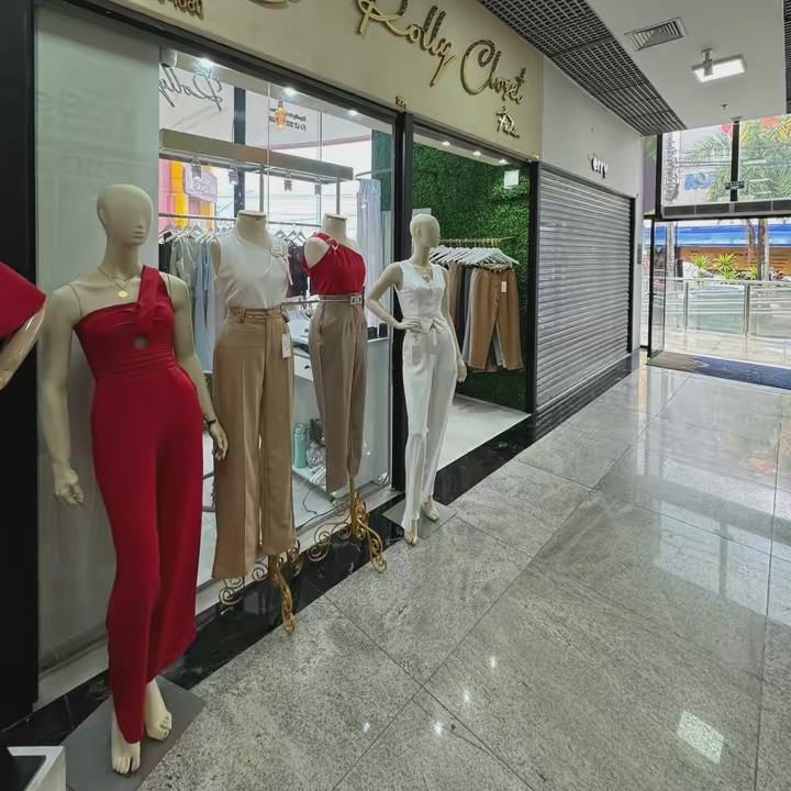 POLLY CLOSET FASHION LTDA