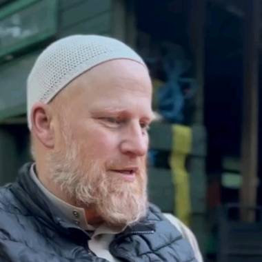 Muslim Convert 25 yr