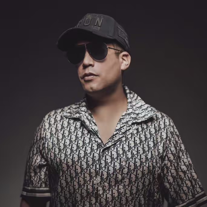 pierre.vanhooven.official