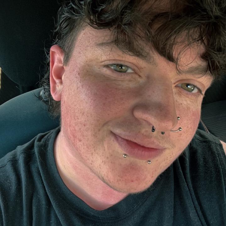 Elliot 🏳️‍⚧️ 🍉