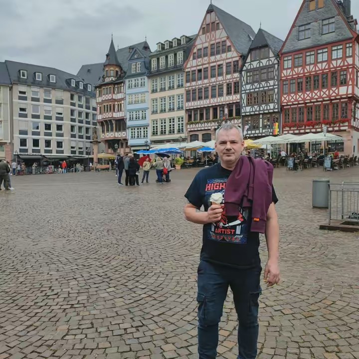 Mirek świrek😉🙂