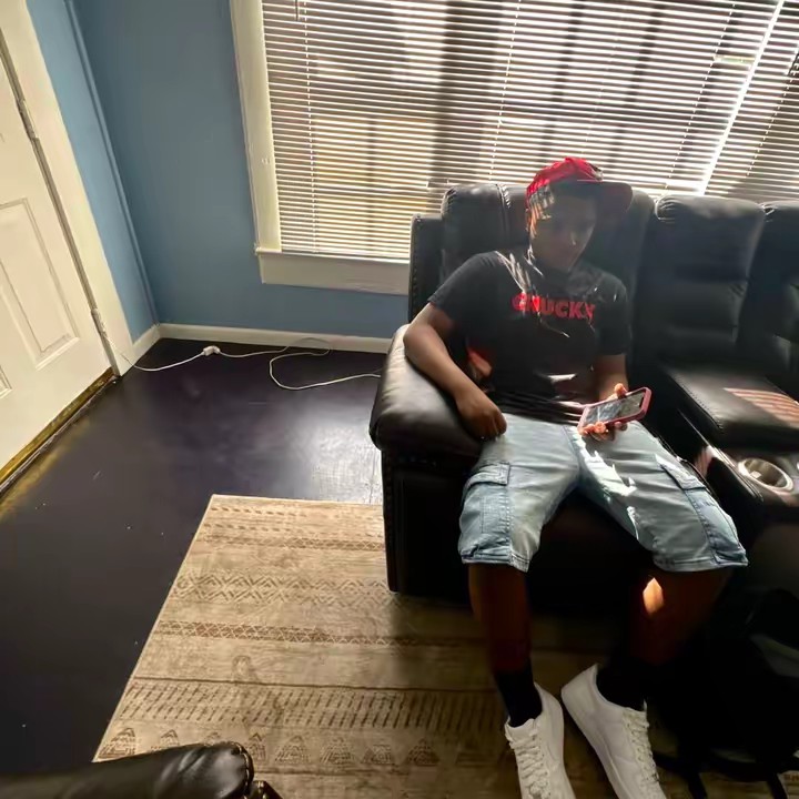 Only 1 Tee🌍💕