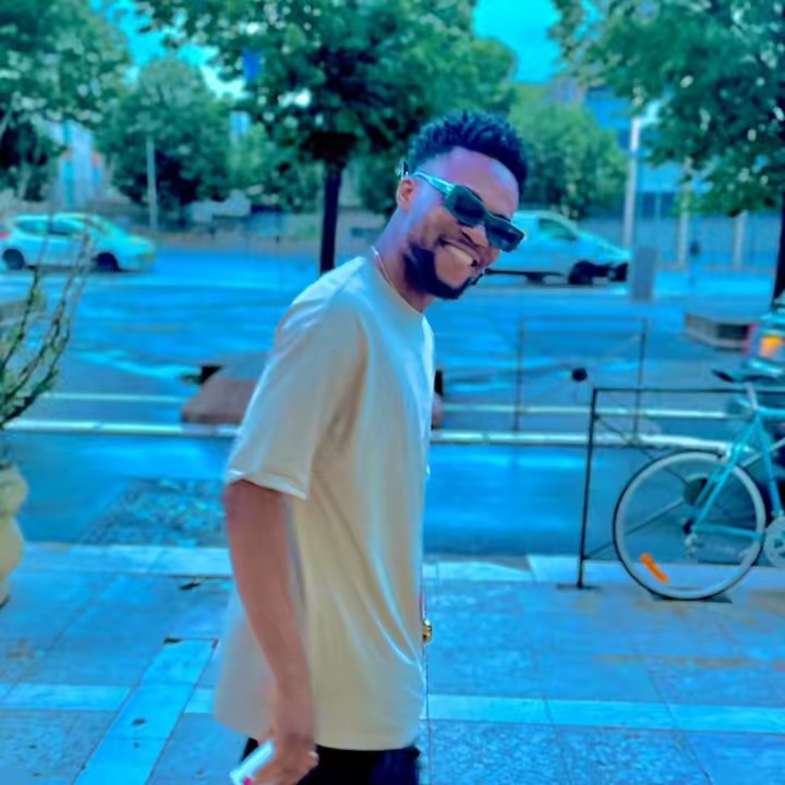 Obi—softi🖤🎖️🎖️🎤