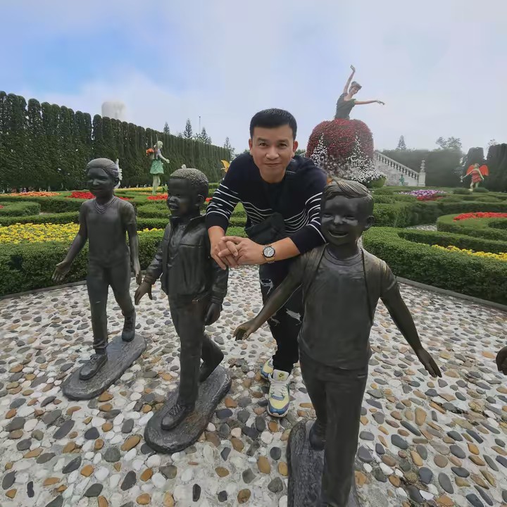 ชายพอเพียง