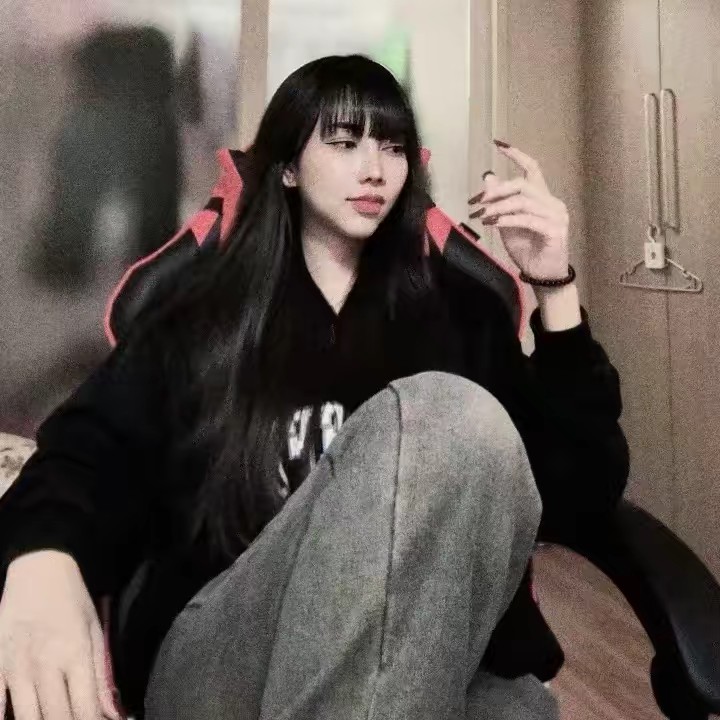 _𝓝𝓷𝓷𝓷𝓷𝓷𝓷 ❤︎