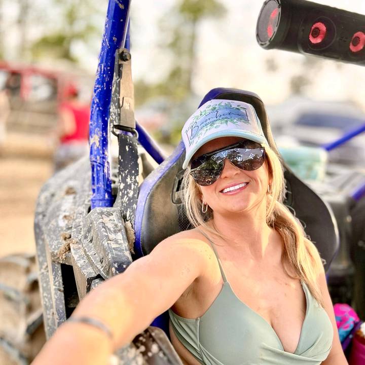 Laken|Sahm+SmallShopOwner