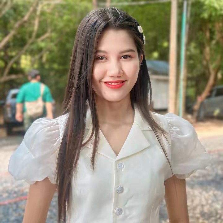 ชวัลภัทร สองศรี