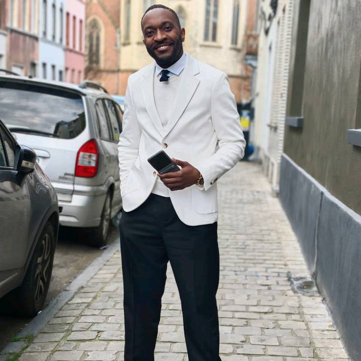 Charles MBAKI ✝️✝️