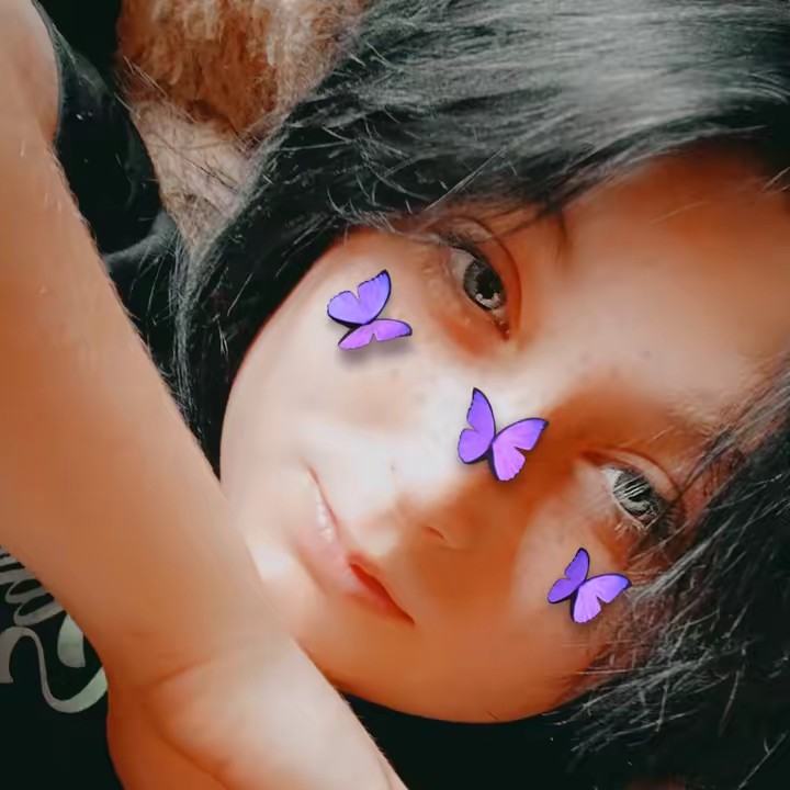 sophi_0fficial-Insta