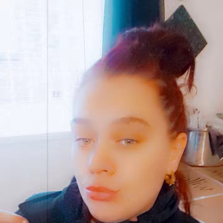 Sophie Leigh Wallace🍁🤙😘