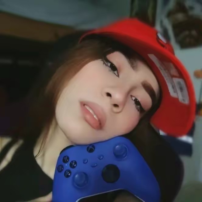 🐦‍⬛🎃😺Michi D'KuervoSenpai😺