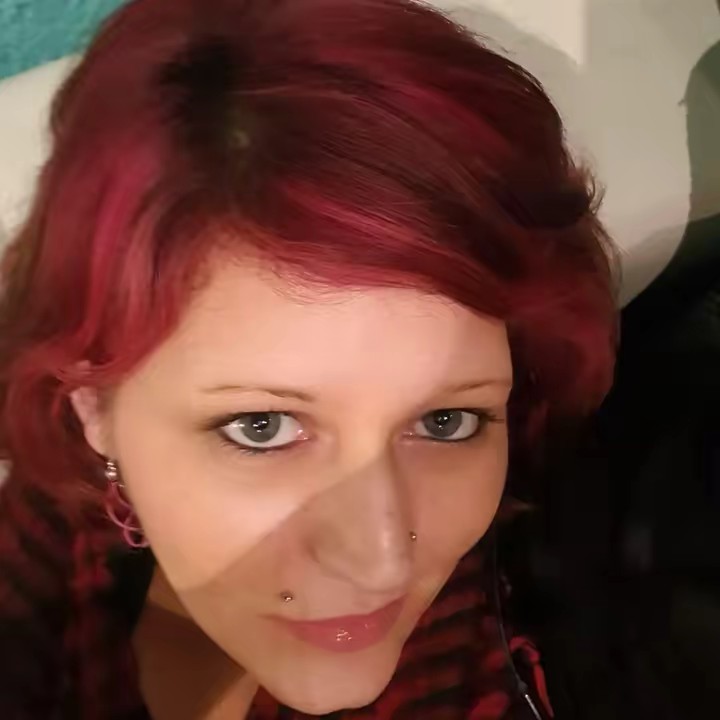 😈🖤Sarah🖤😈 Elas Retouren