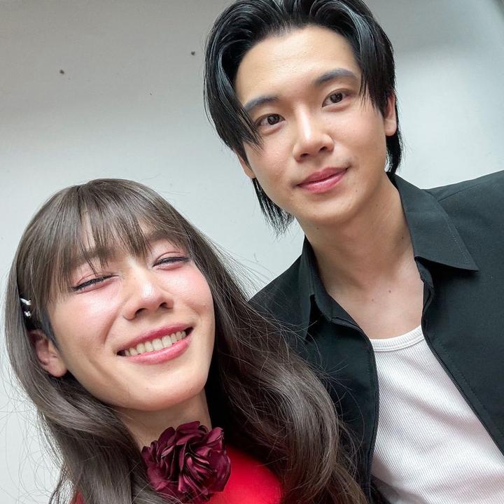 (>ᴗ•)☆*:・ﾟ