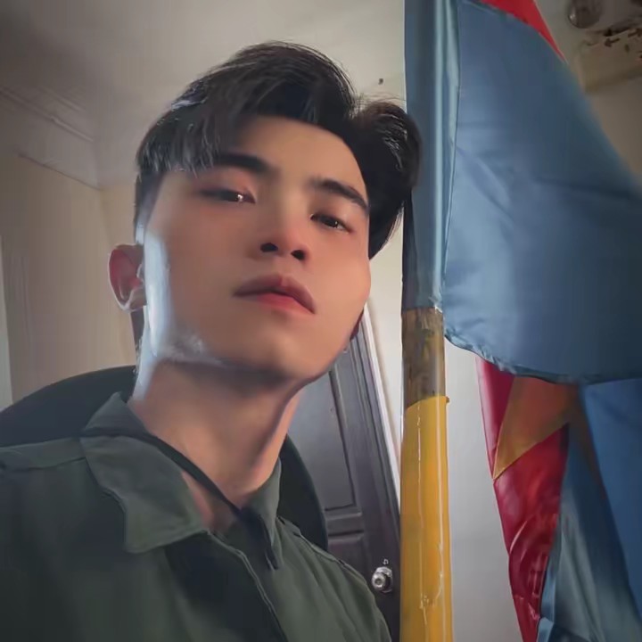 nhân vật phụ 🤷‍♀️